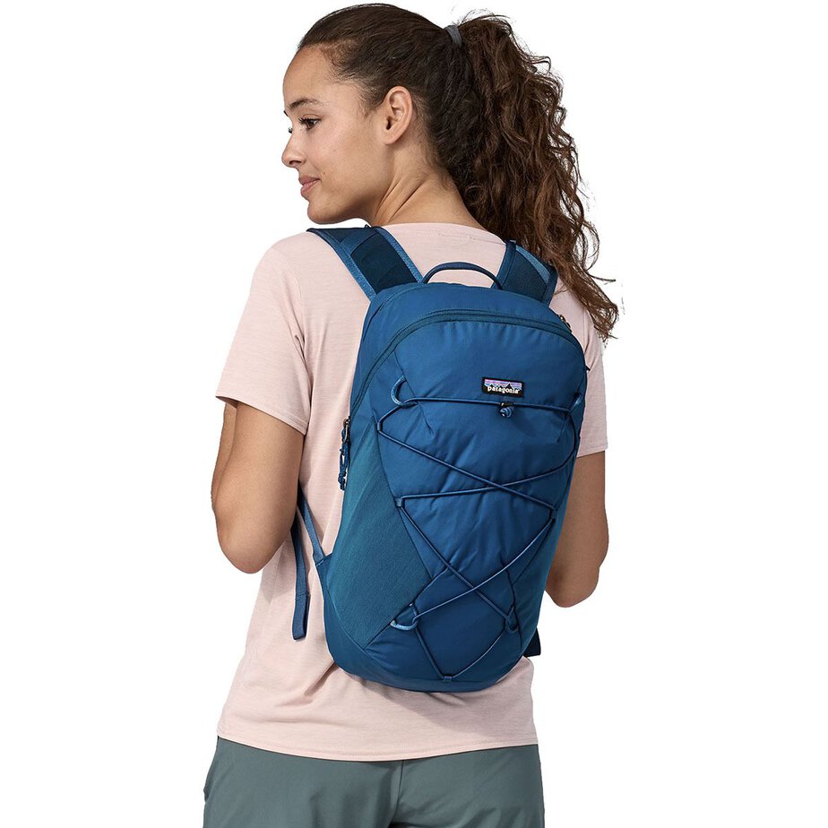 Patagonia Altvia 14 running backpack