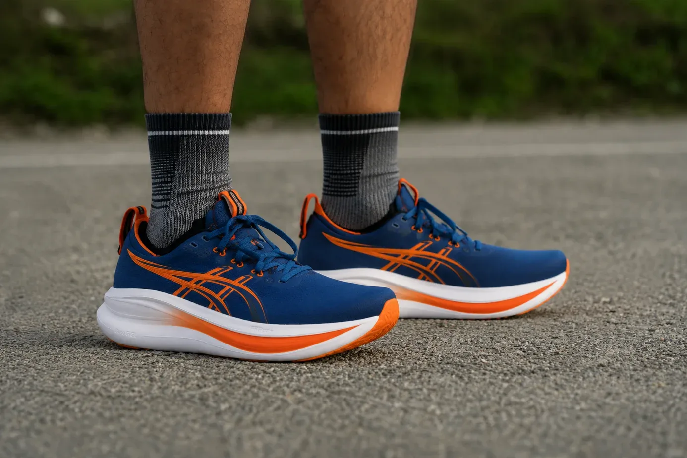 ASICS Gel-Nimbus 28 running shoe for heavier runners