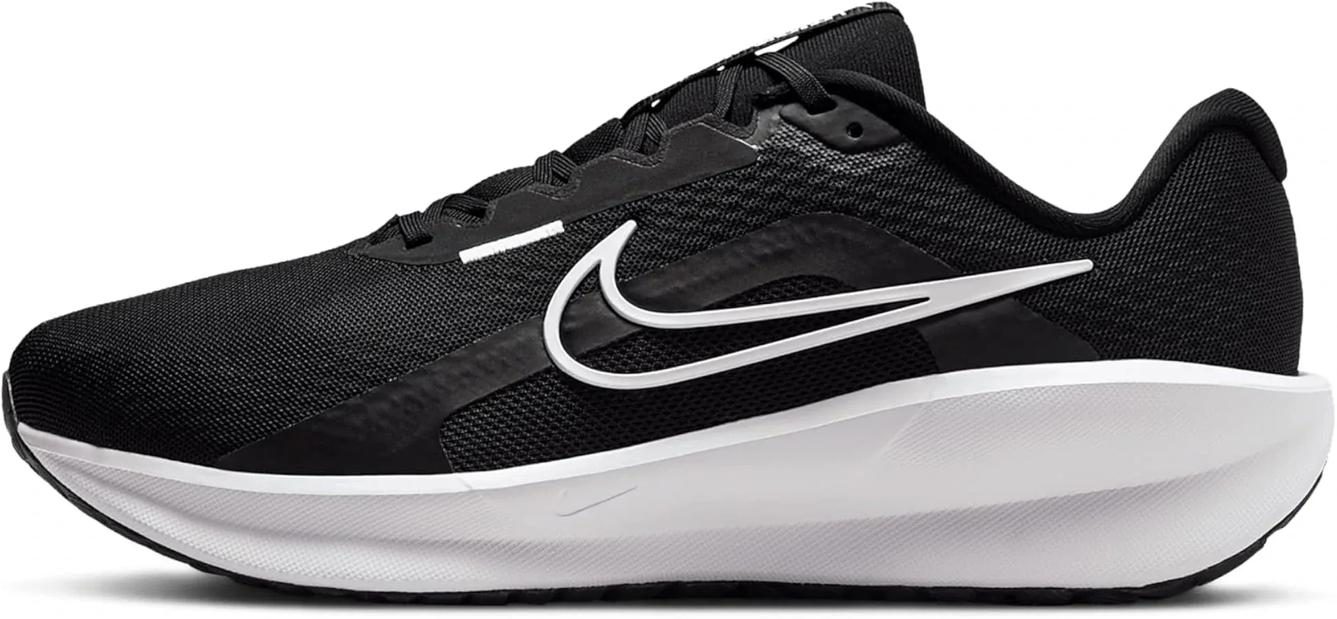 Nike Downshifter 13 budget running shoe