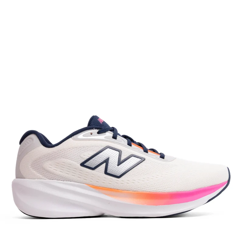 New Balance Fresh Foam 680v9 white pink