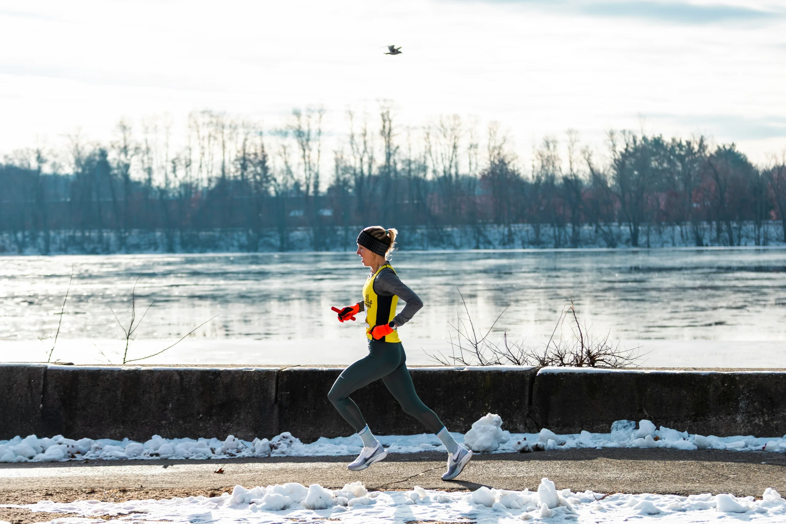 Best Convertible Running Mittens for Cold Weather Runs 